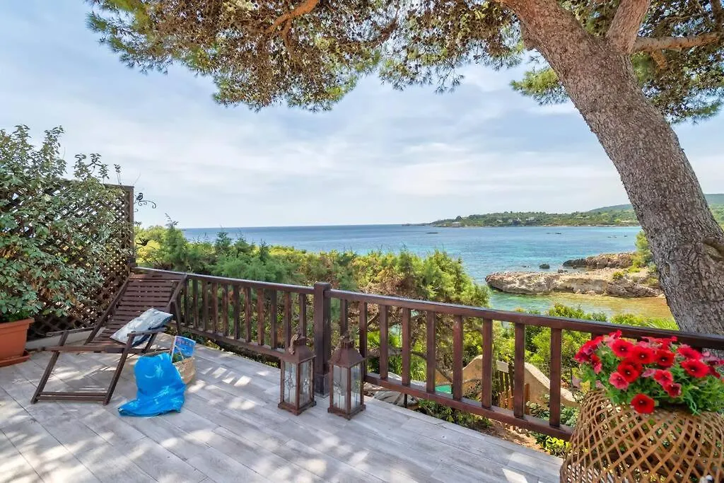 Villa Elicriso Le Bombarde, Alghero Italy